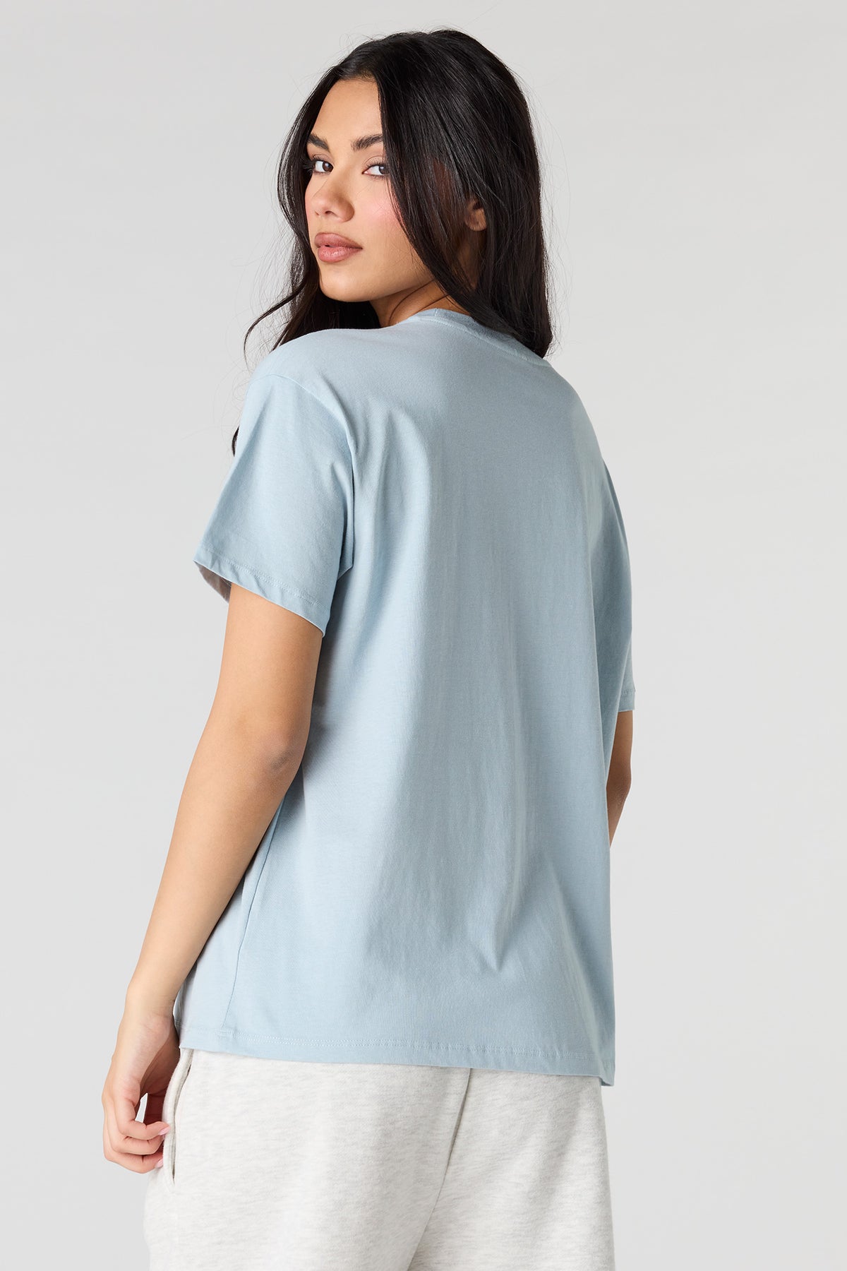 Vue alternative 2. T-shirt de coupe garçonne à imprimé Stitch