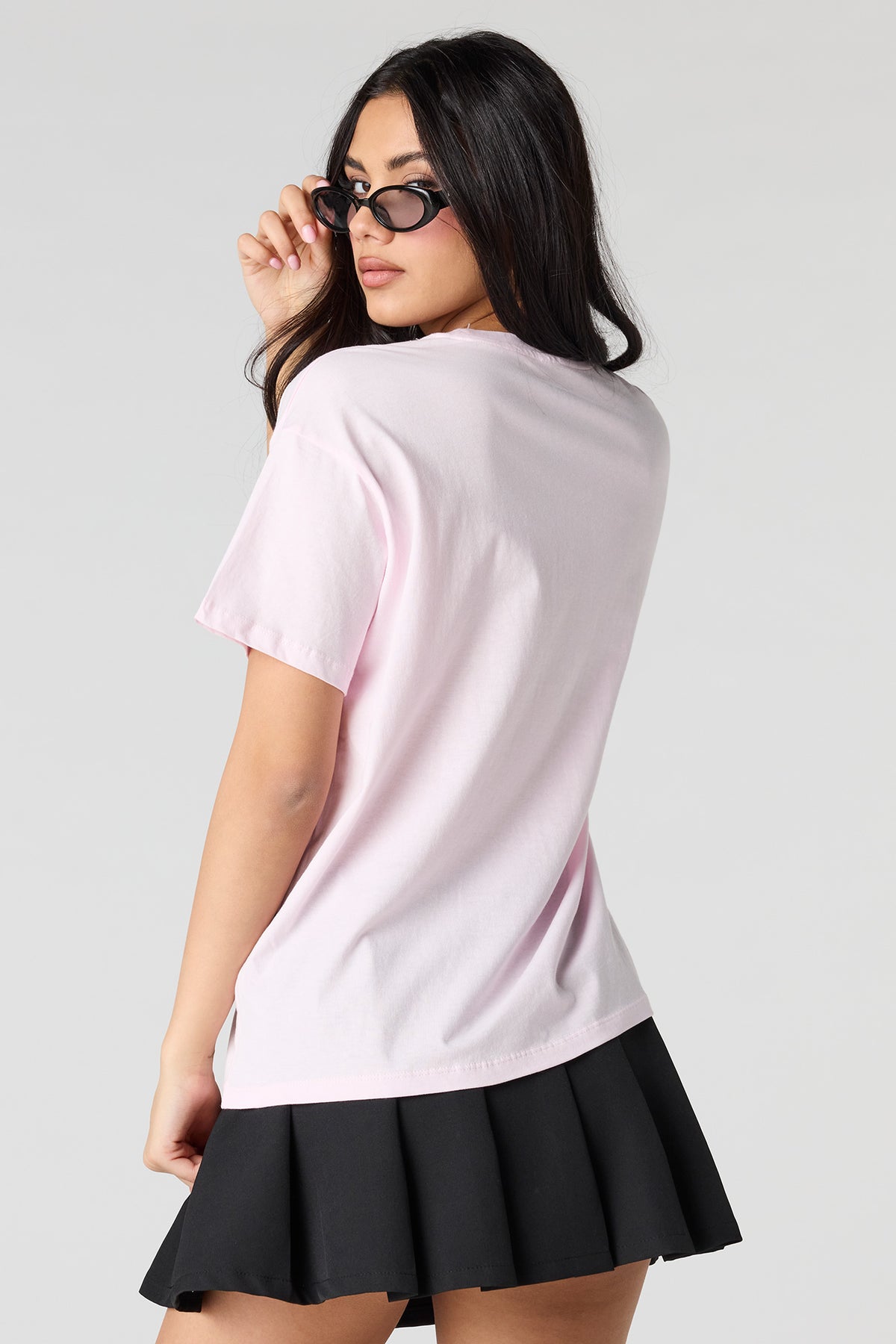 Alt View 2. Bratz Graphic Boyfriend T-Shirt - Light Pink