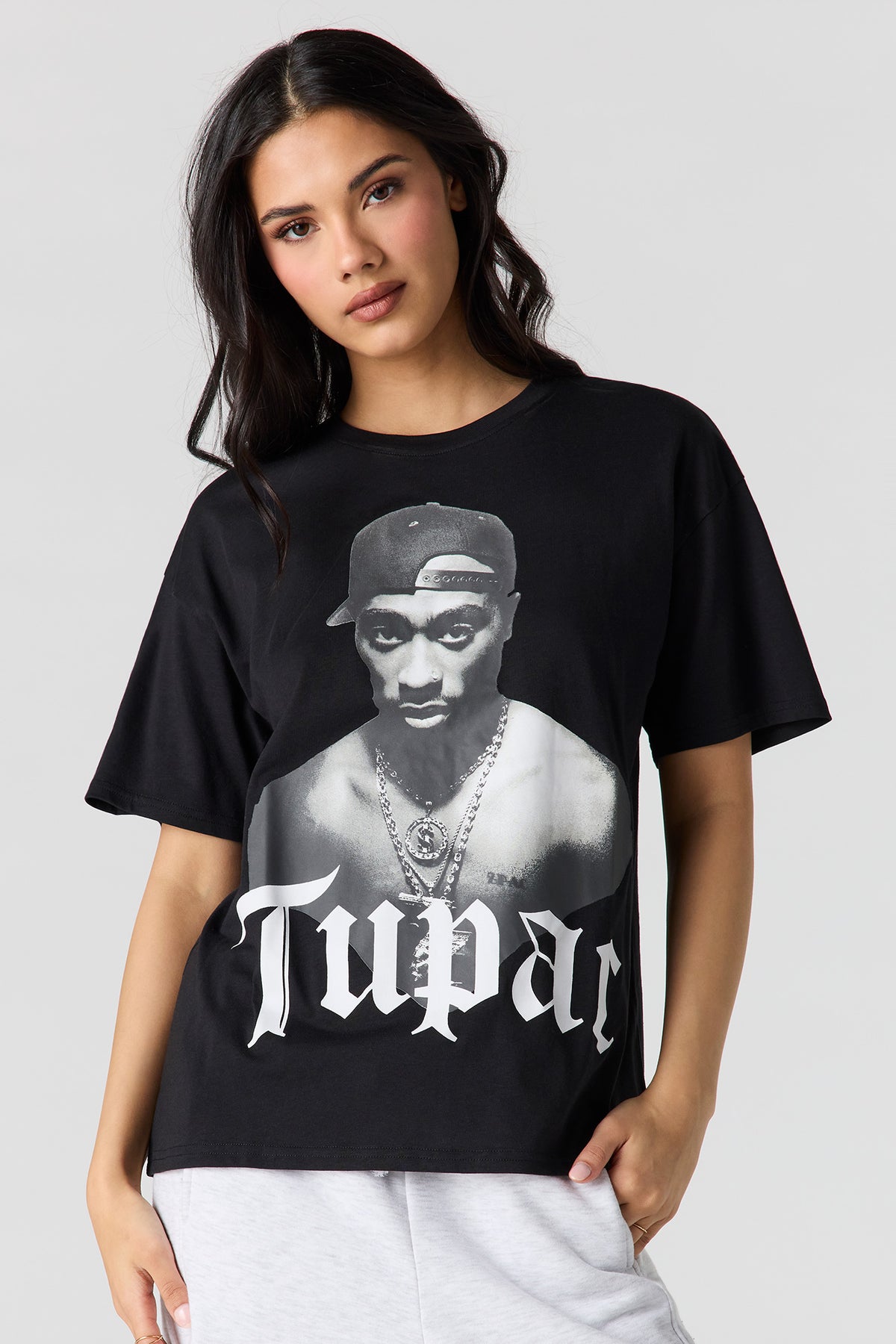 Alt View 2. Tupac Graphic Boyfriend T-Shirt - Black