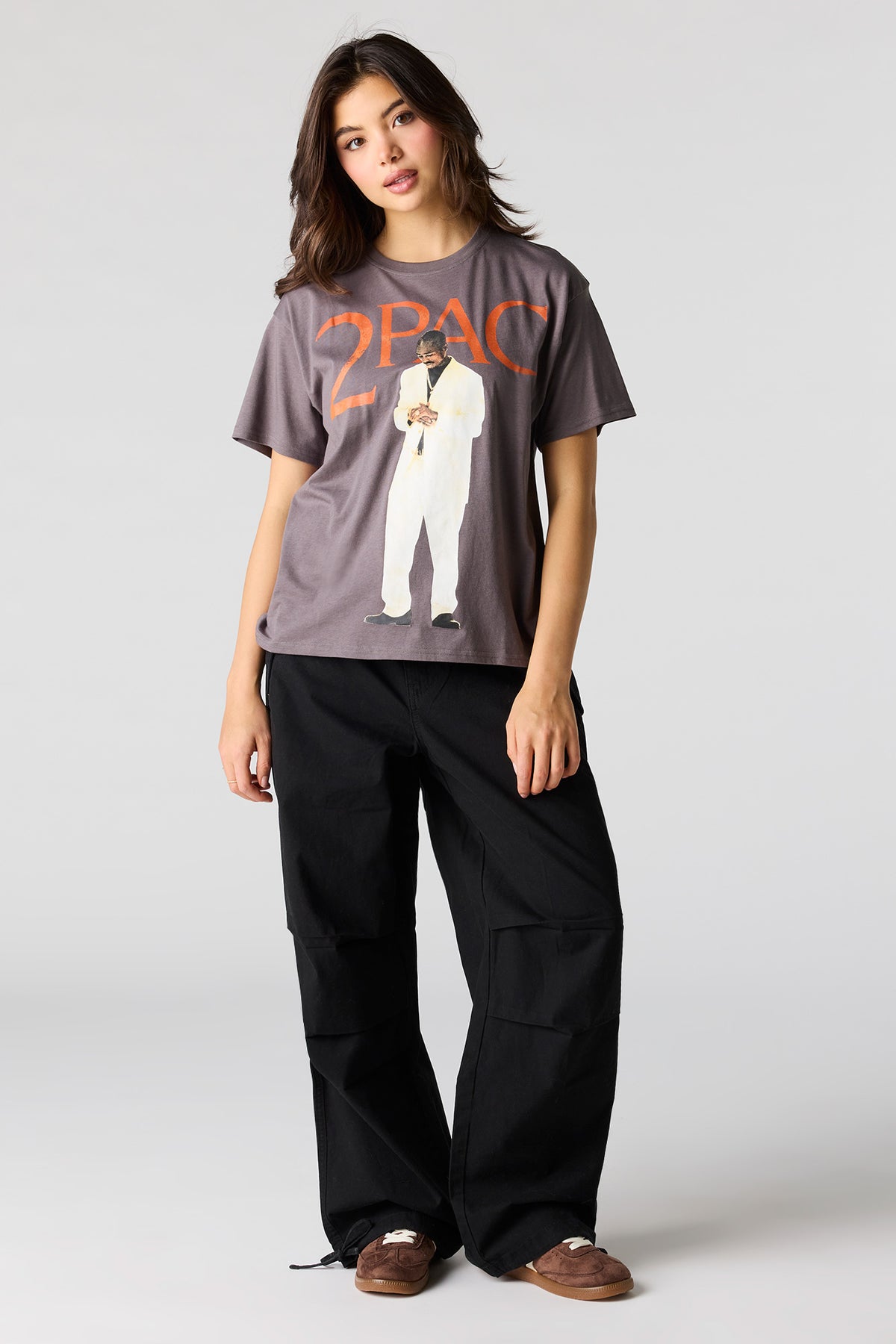 Vue alternative 3. T-shirt de coupe garçonne à imprimé Tupac
