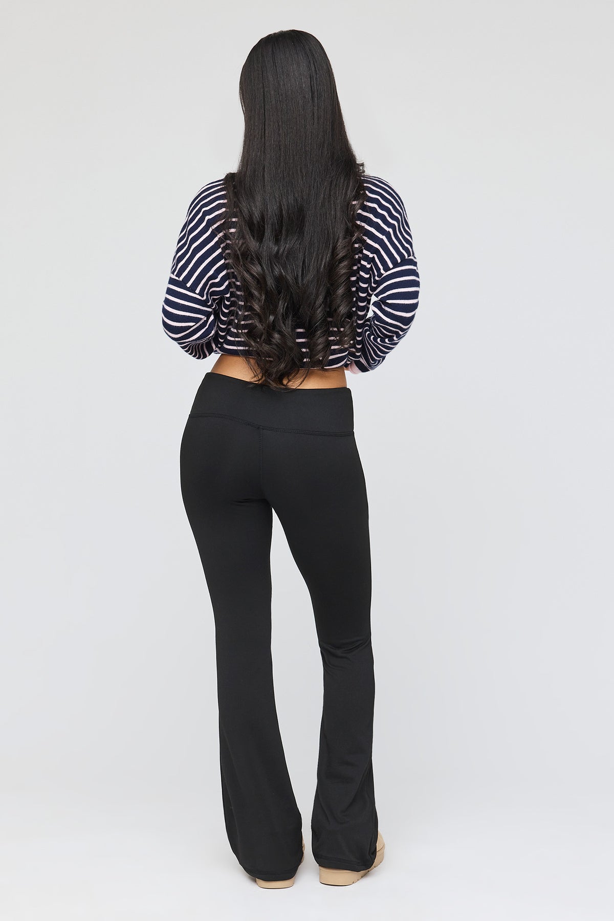 Vue alternative 3. Legging à jambe évasée doublé d emolleton