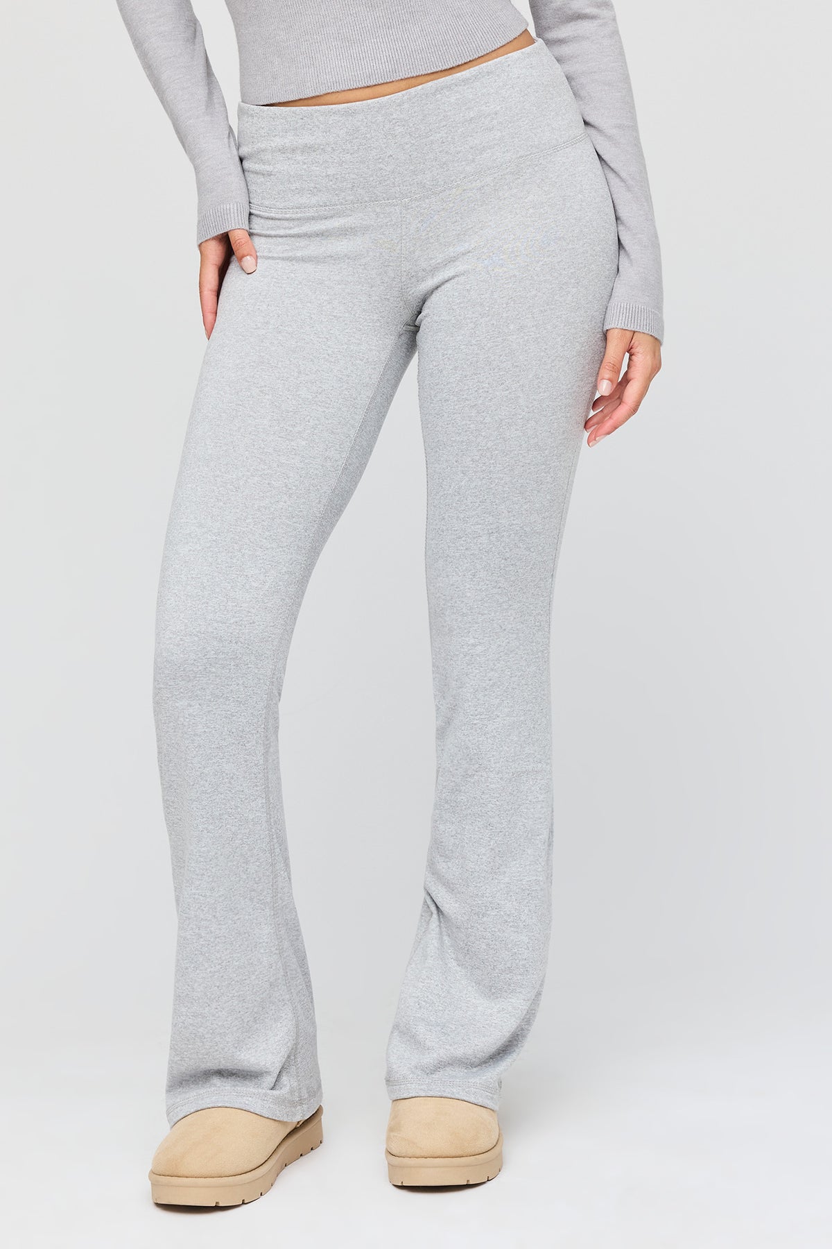 Vue alternative 2. Legging à jambe évasée doublé d emolleton