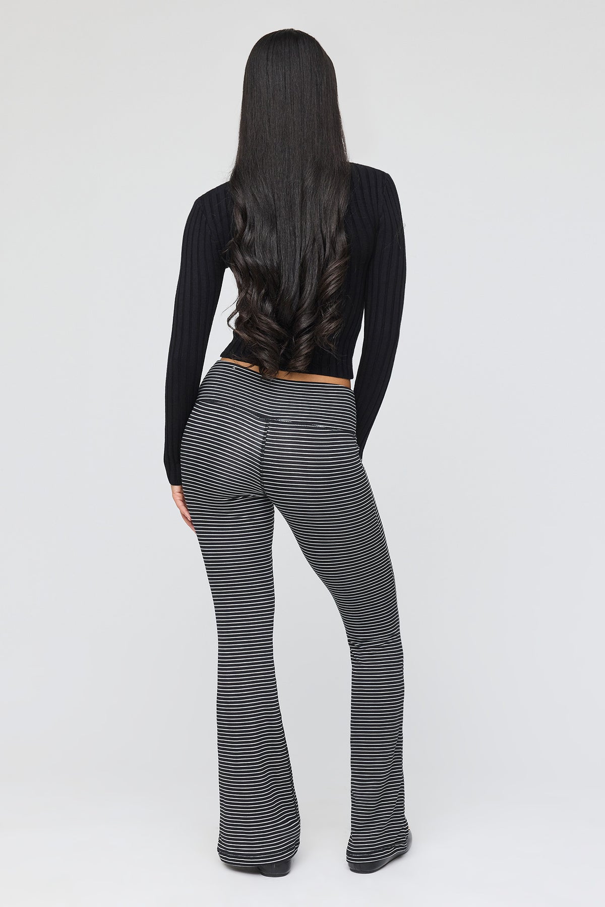 Vue alternative 3. Legging à jambe évasée doublé d emolleton