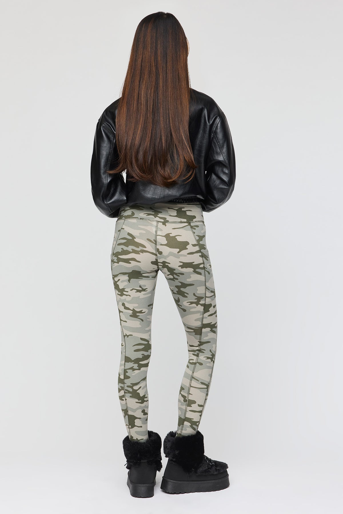Alt View 3. Active Heat Tech Fleece Lined Flare Legging - Camouflage