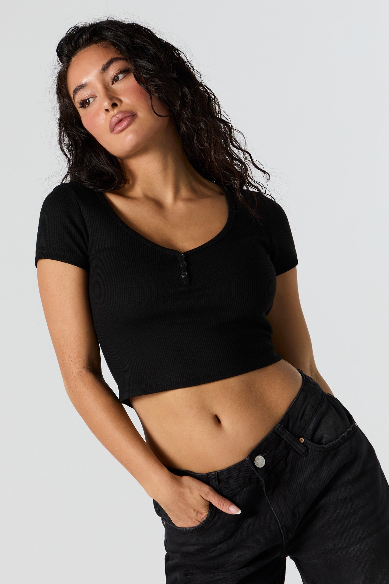 Ribbed Henley Cropped T-Shirt