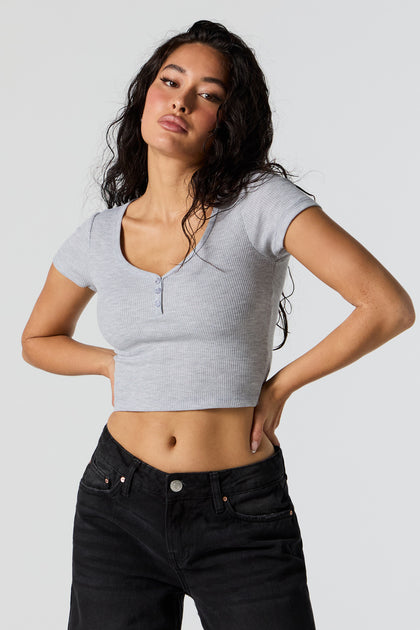 Ribbed Henley Cropped T-Shirt