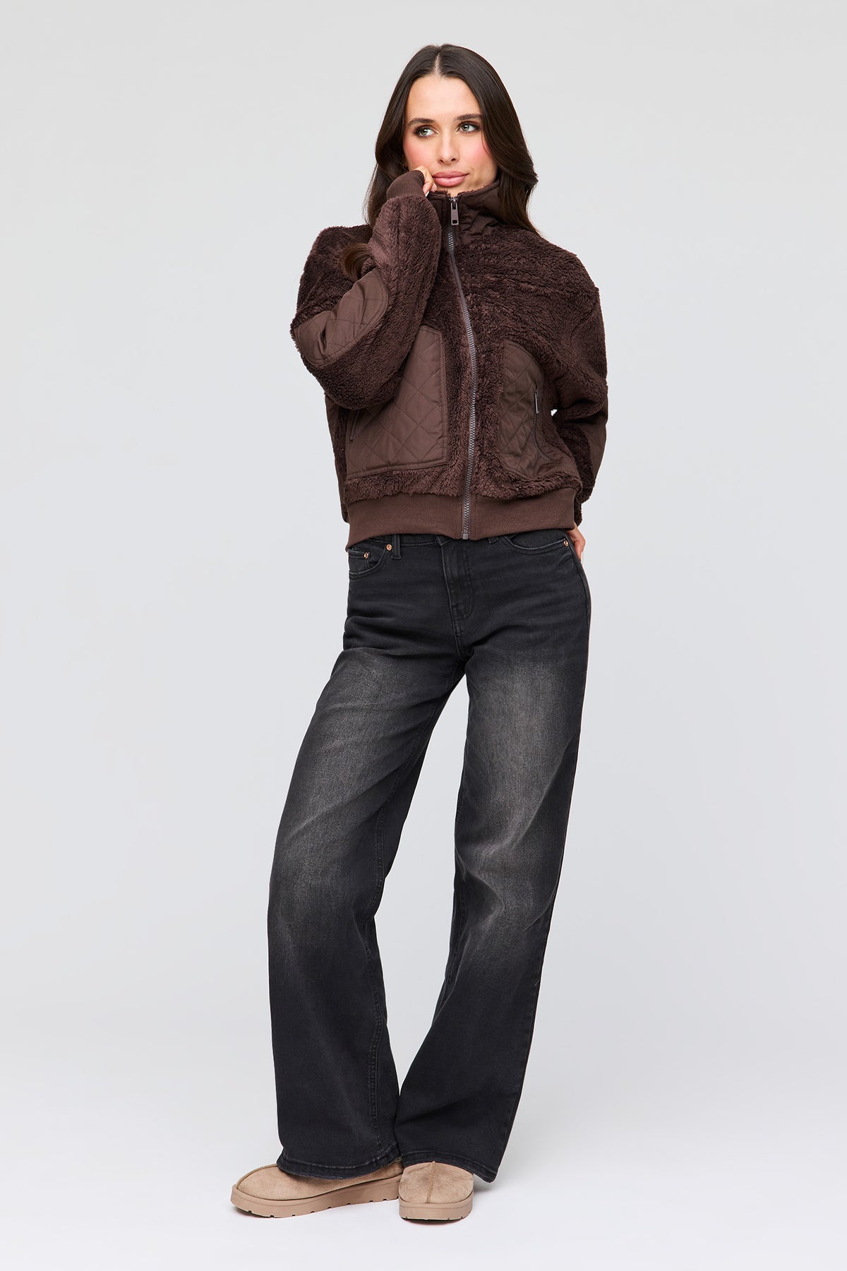 Vue alternative 3. Blouson en Sherpa avec fermeture à glissière