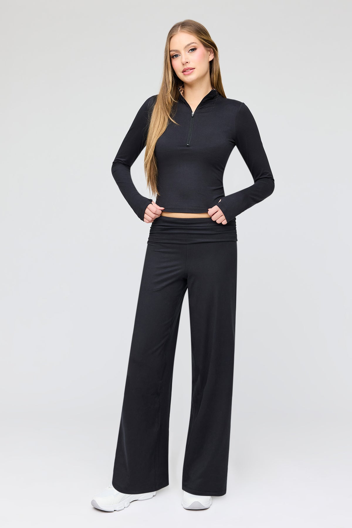 Pantalon Active à jambe large avec bande pliée