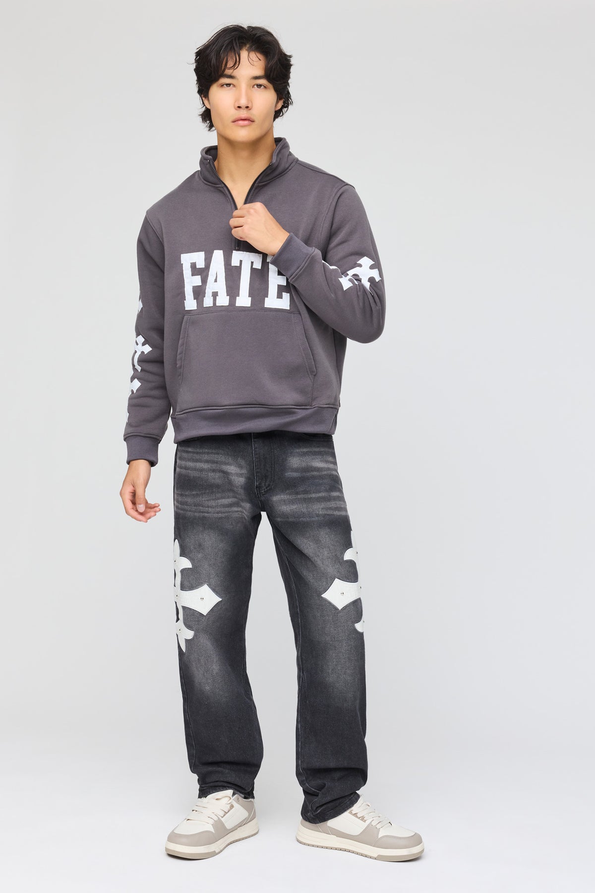 Alt View 3. Patch Quarter Zip Fleece Sweatshirt - Dark Grey
