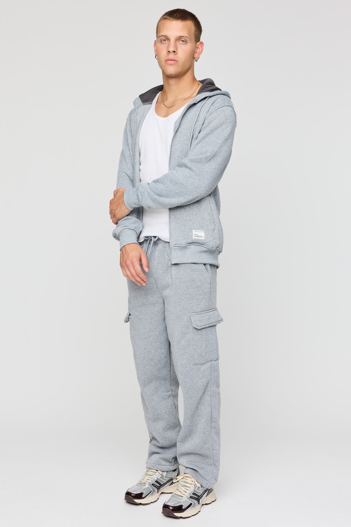 Vue alternative 2. Pantalon d'entraînement cargo en molleton