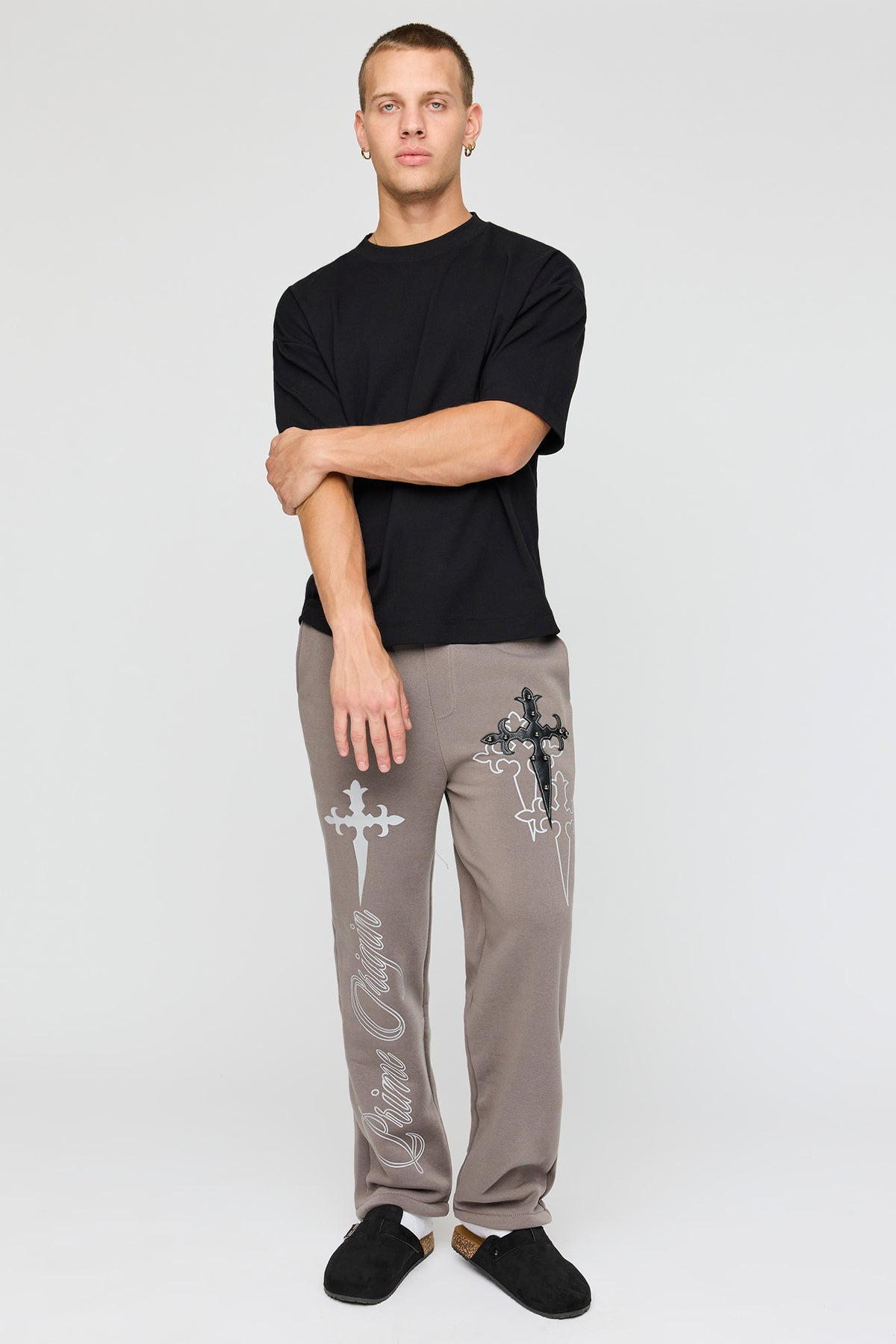 Vue alternative 2. Pantalon d'entraînement en molleton à imprimé clouté