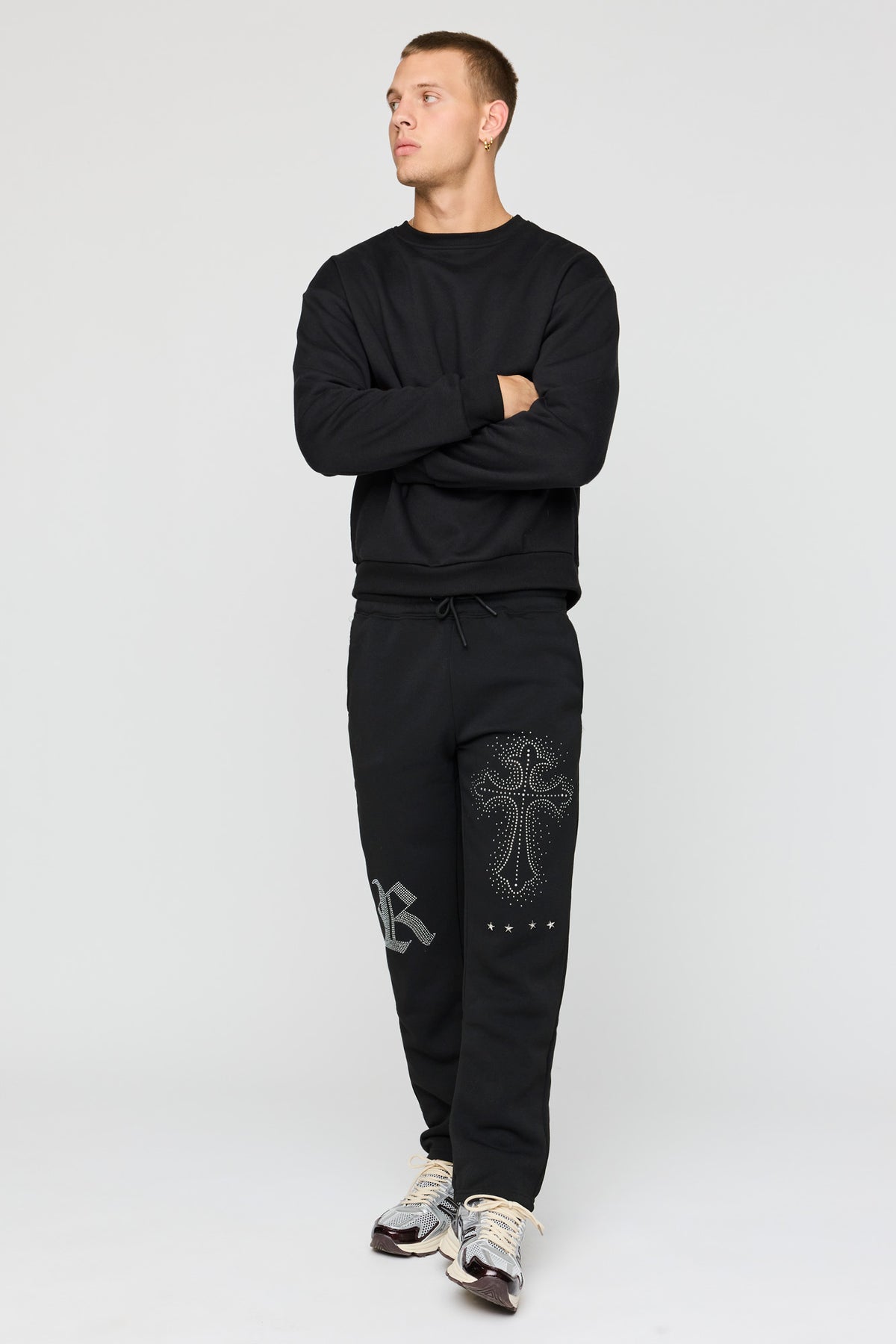 Vue alternative 2. Pantalon d'entraînement en molleton clouté