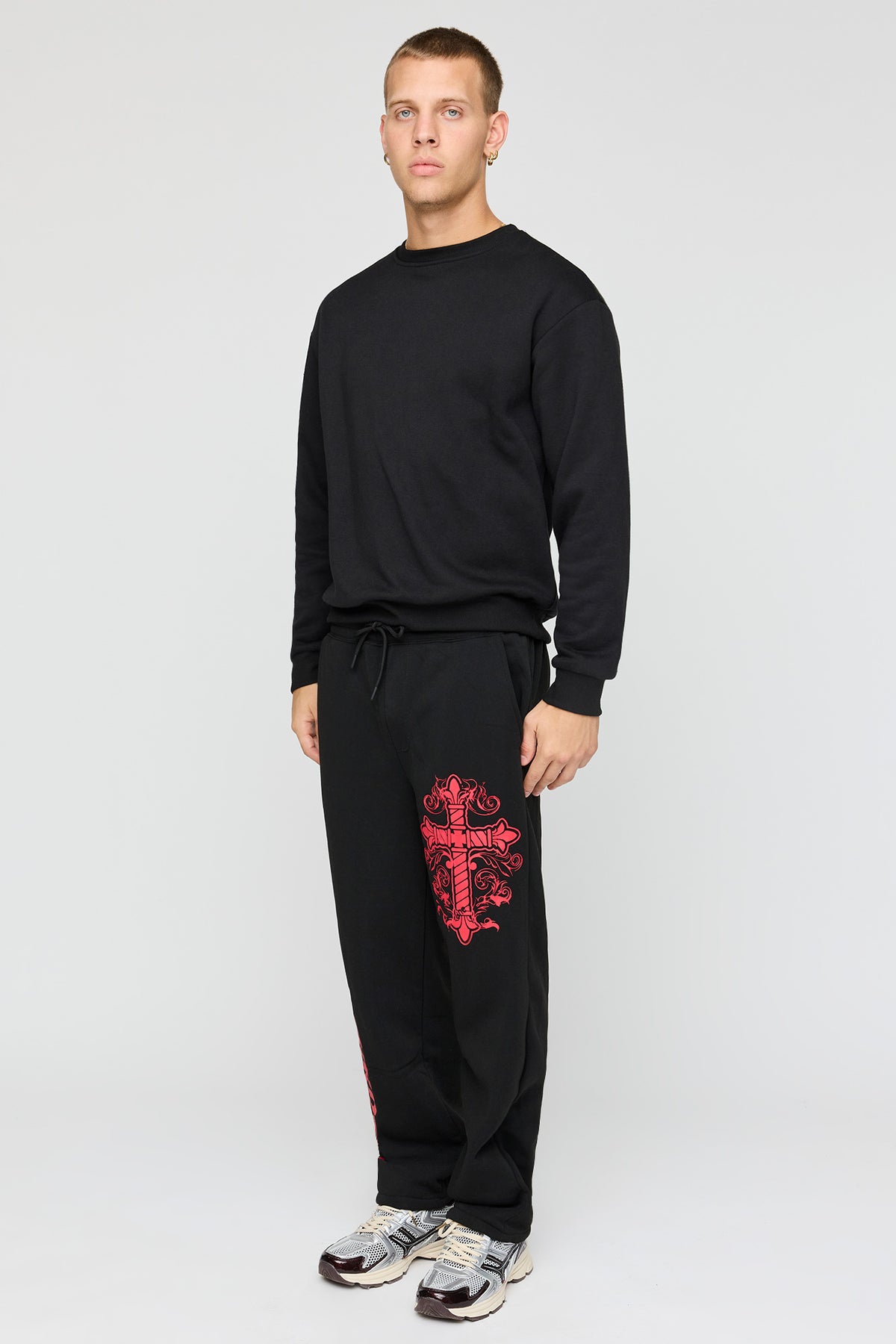 Vue alternative 2. Pantalon d'entraînement en molleton imprimé