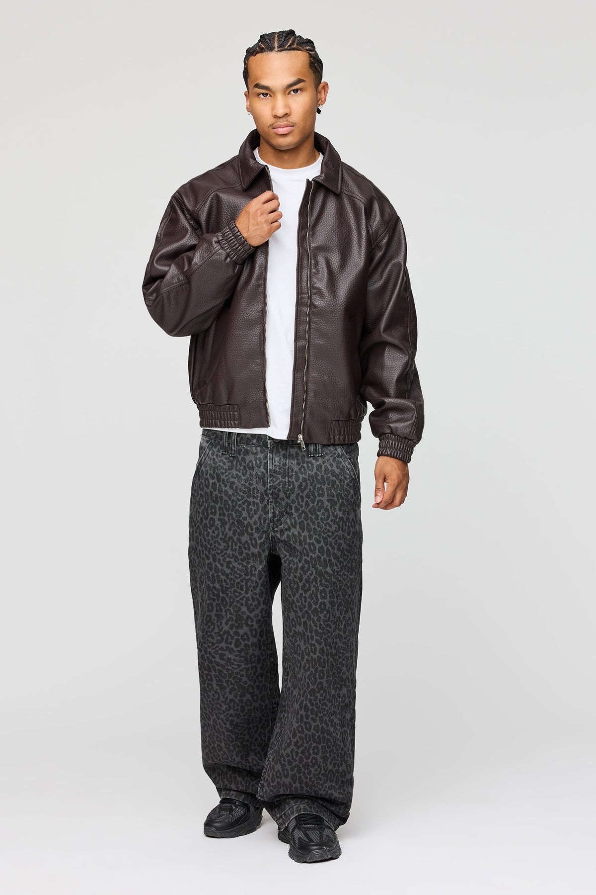 Vue alternative 2. Jean baggy imprimé