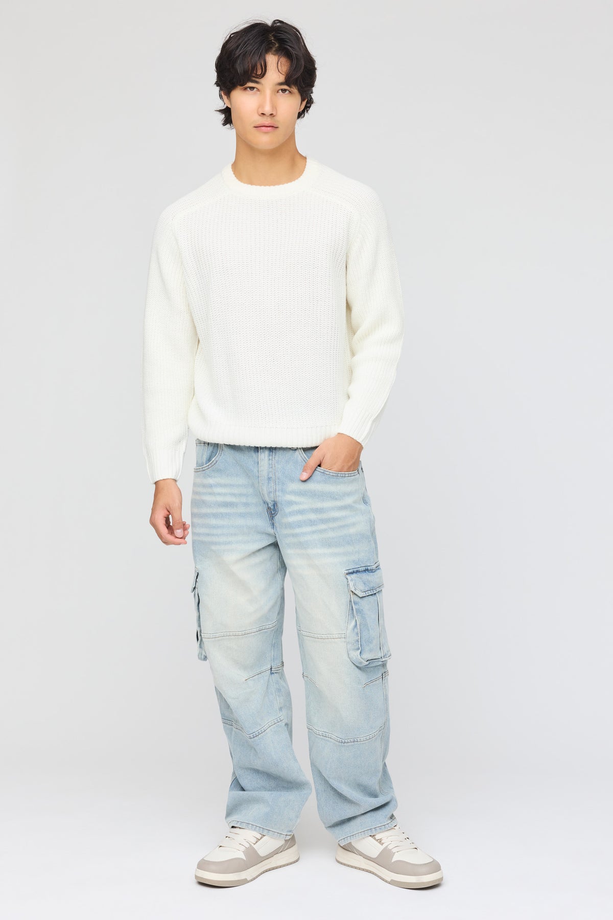 Alt View 2. Baggy Cargo Jean - Light Denim Blue