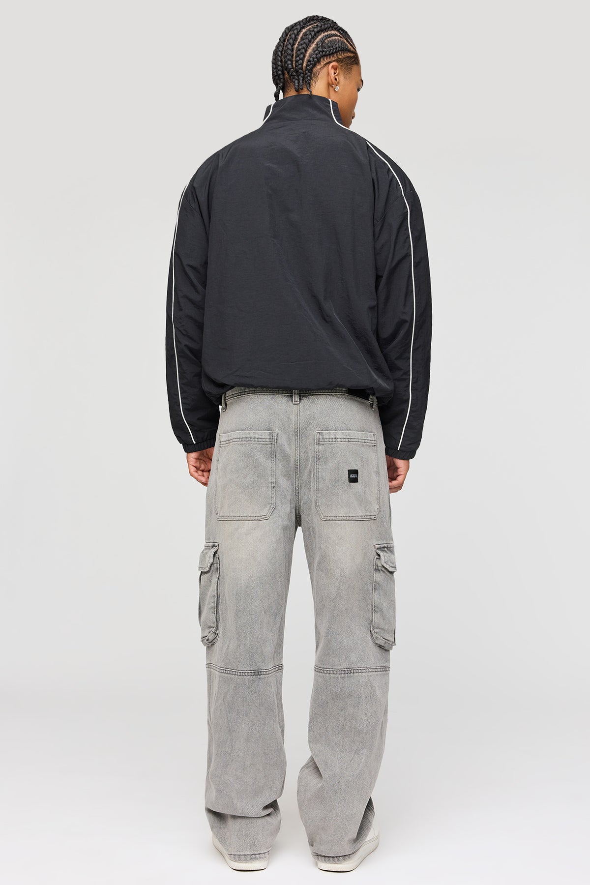 Alt View 3. Baggy Cargo Jean - Dark Grey