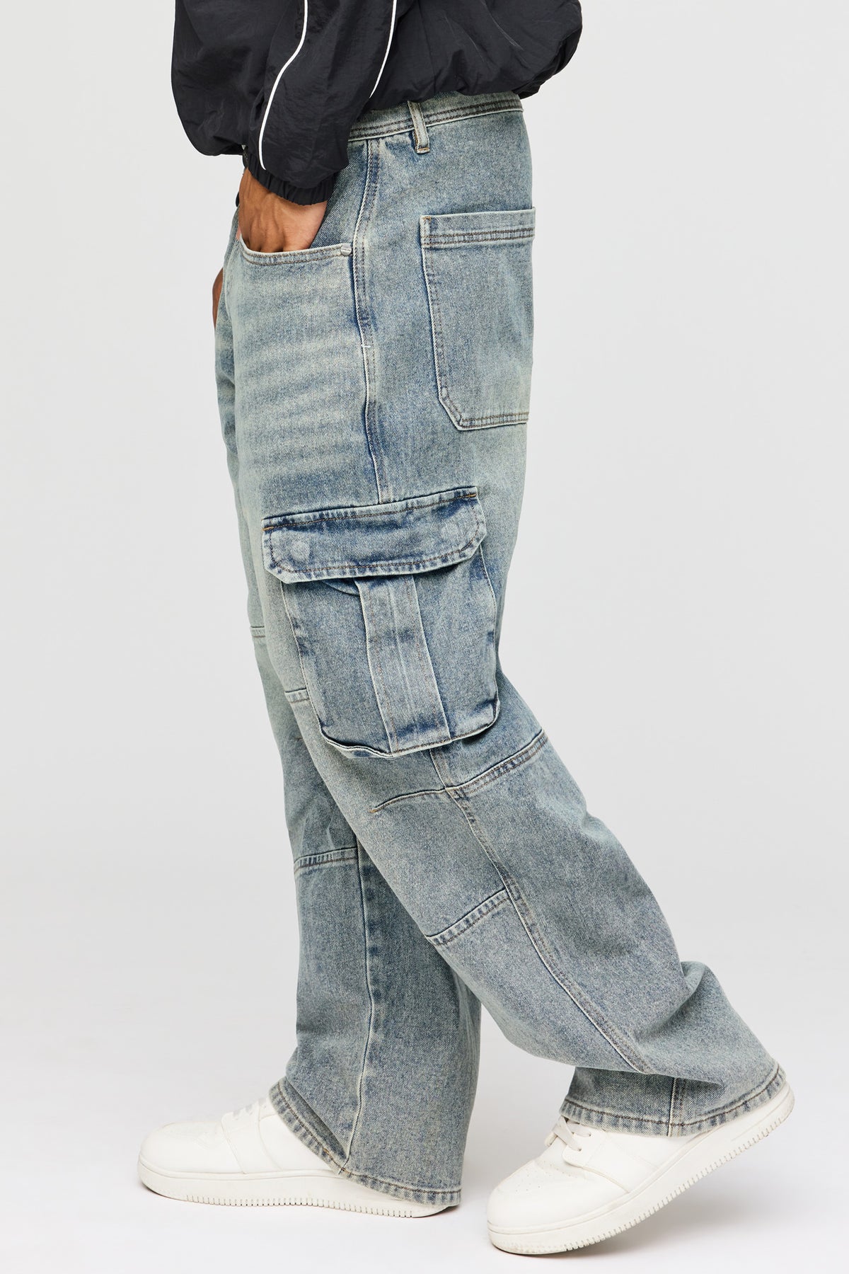 Vue alternative 4. Jean cargo baggy