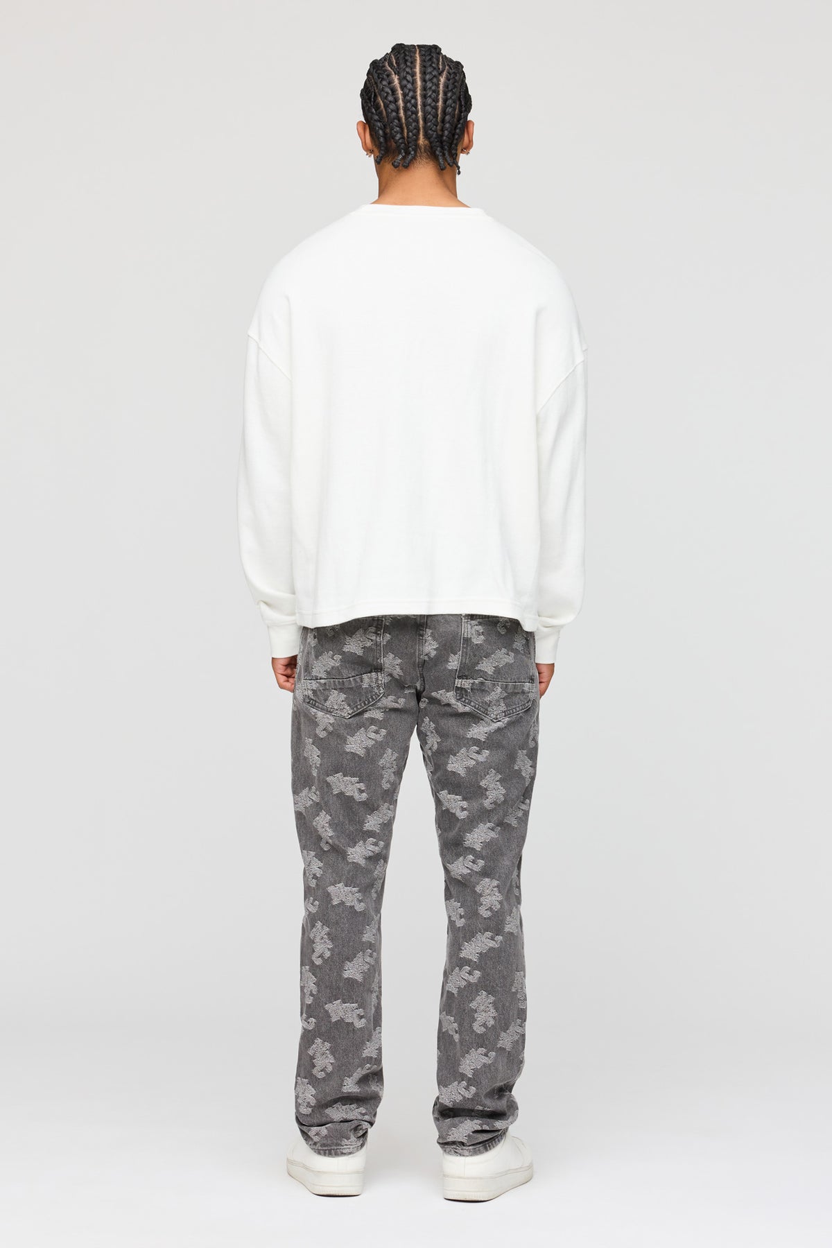 Vue alternative 3. Jean droit en tricot de jacquard à imprimé NYC 