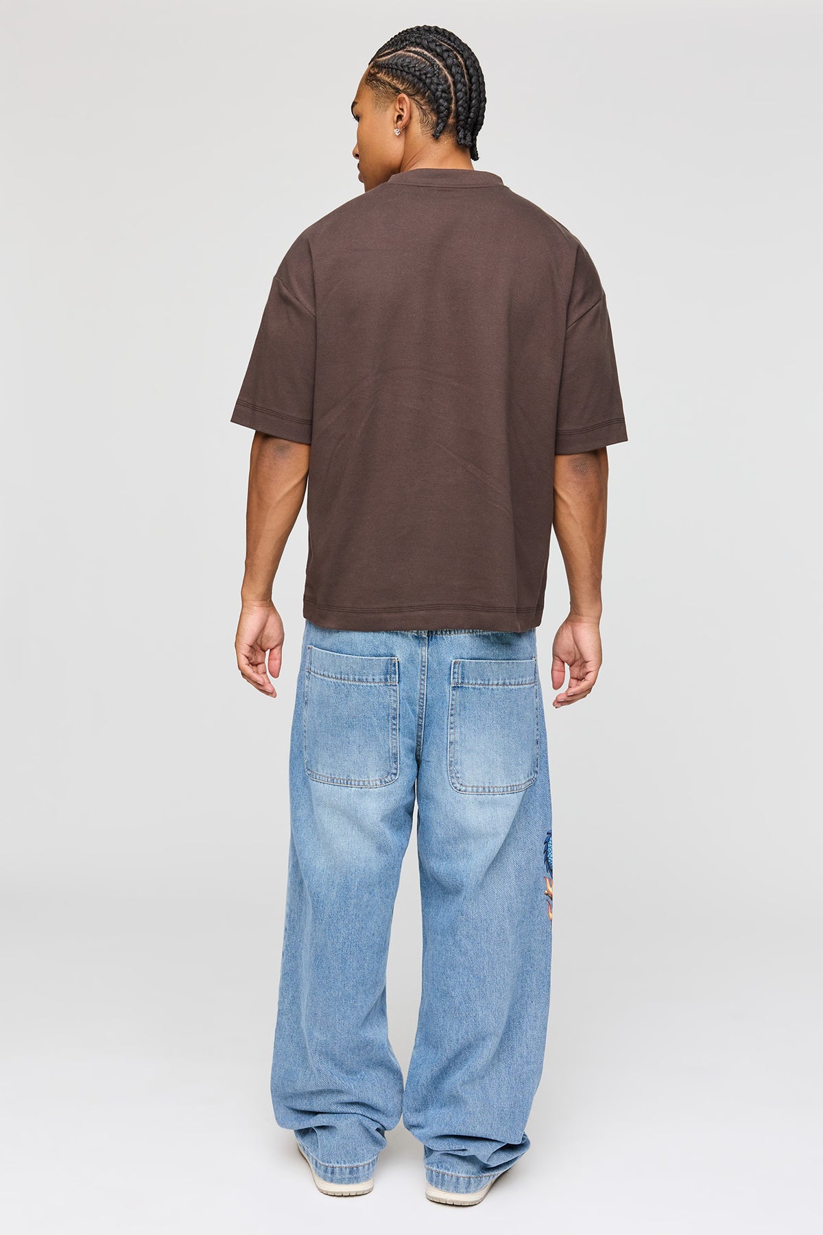 Alt View 3. Tattoo Graphic Baggy Jean - Medium Blue