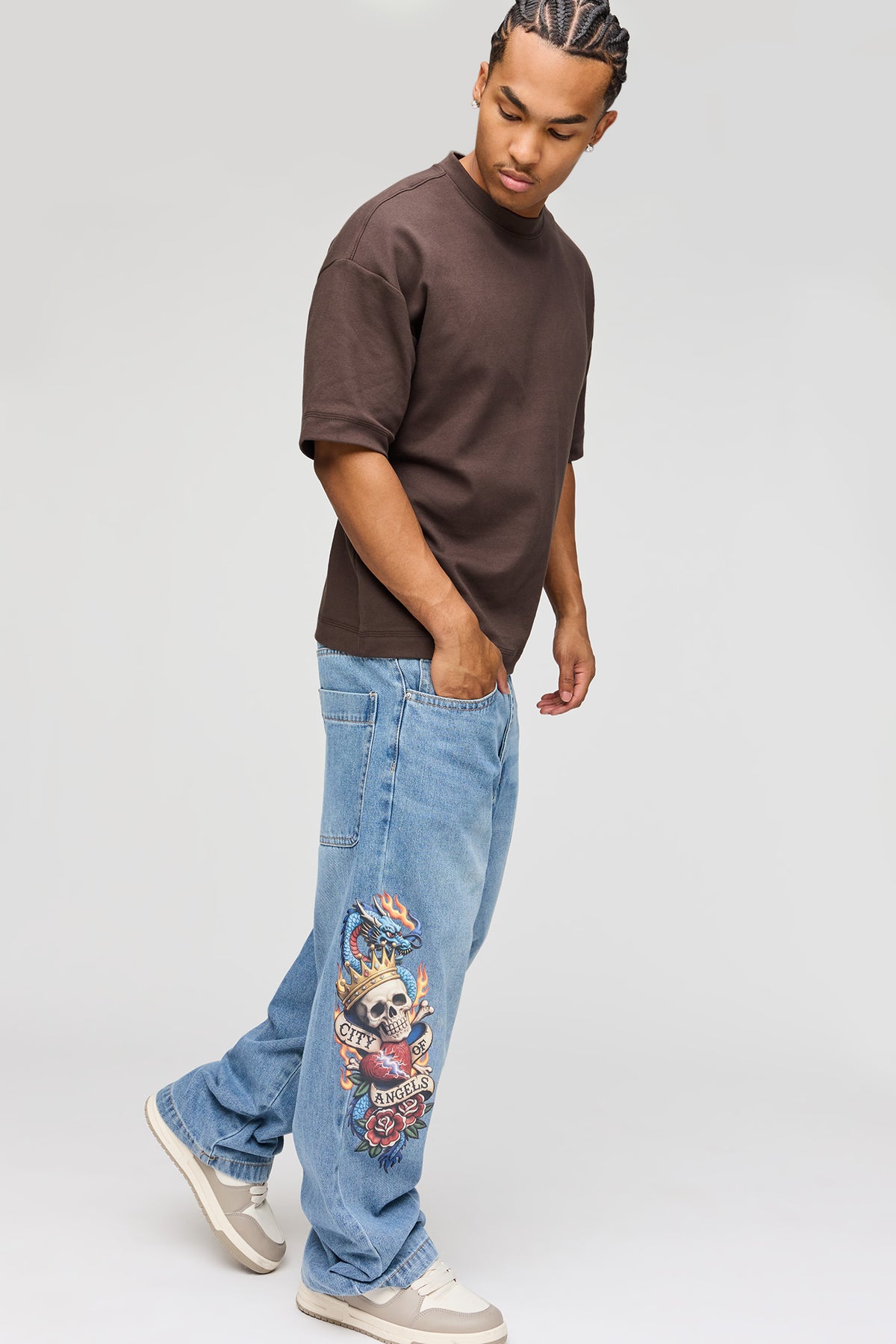 Alt View 4. Tattoo Graphic Baggy Jean - Medium Blue