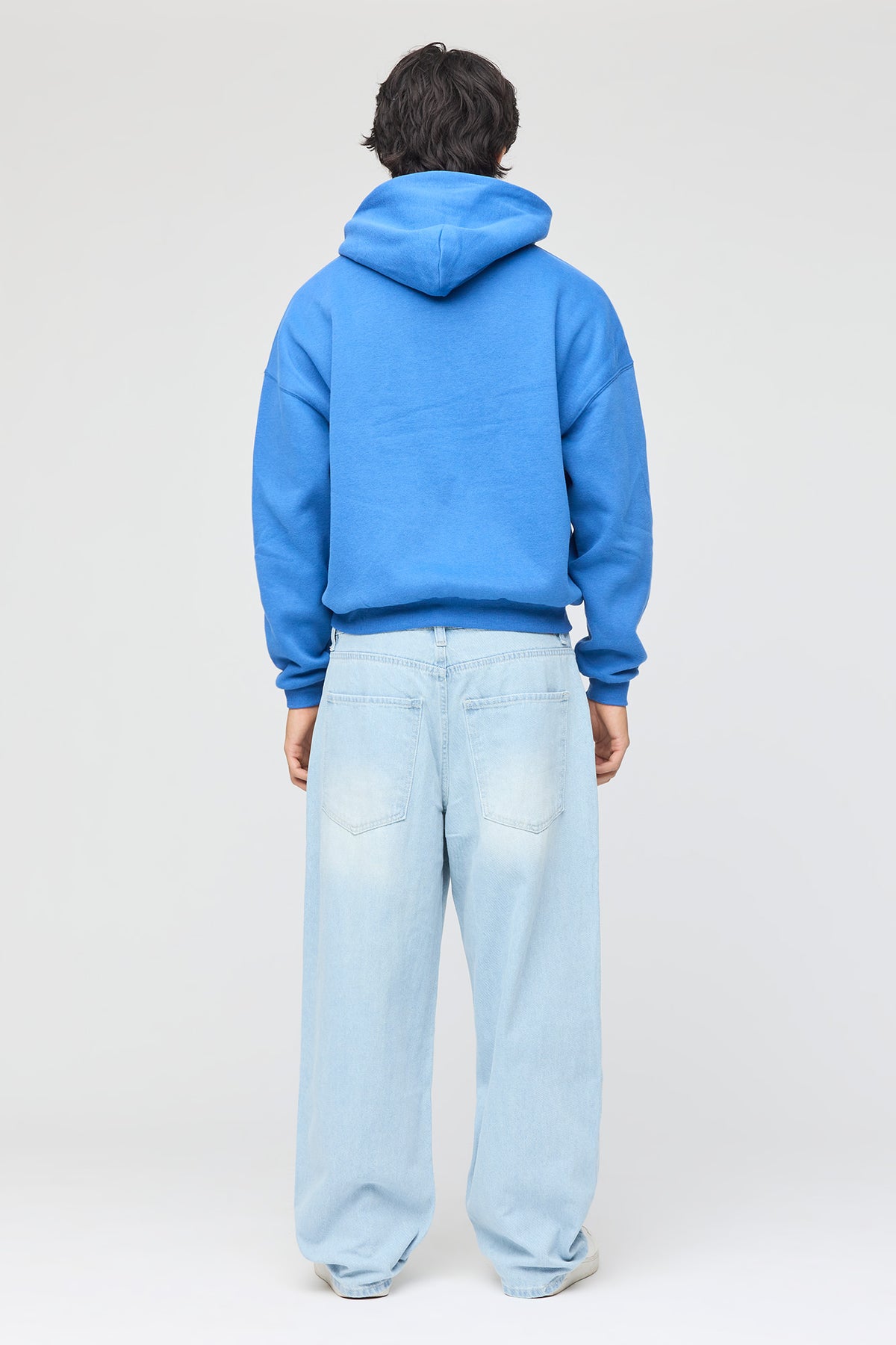 Alt View 3. Stretch Barrel Jean - Light Denim Blue