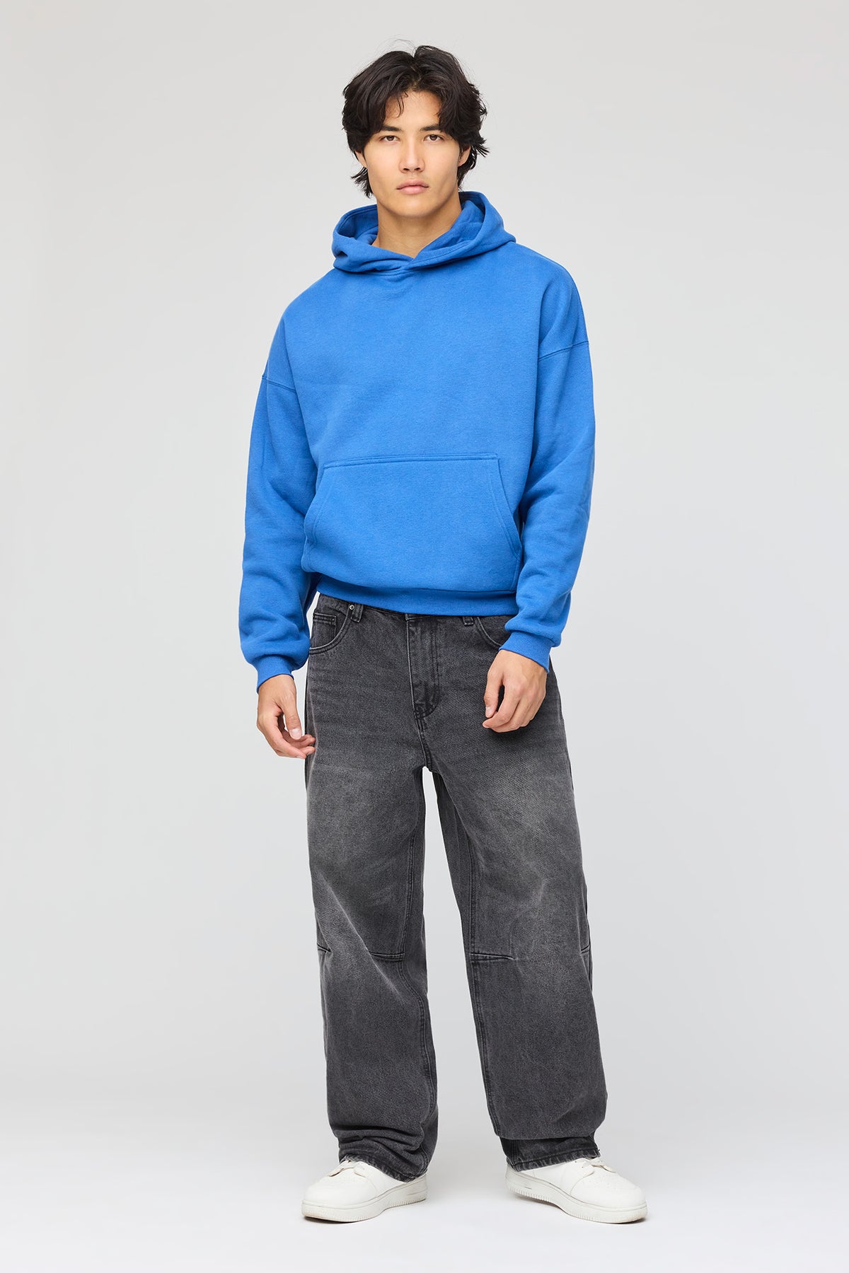 Alt View 2. Stretch Barrel Jean - Black