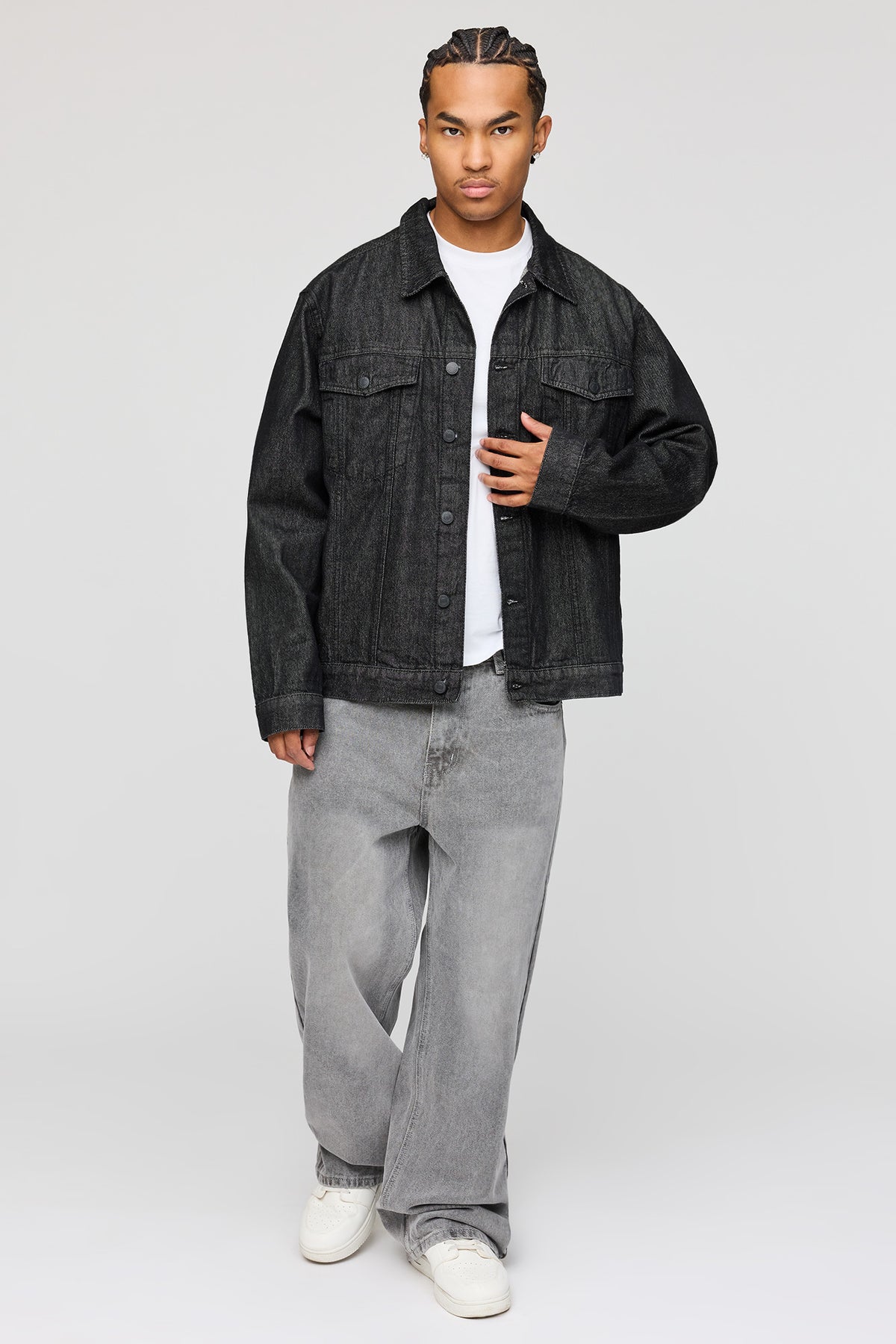Alt View 2. Stretch Baggy Jean - Light Grey