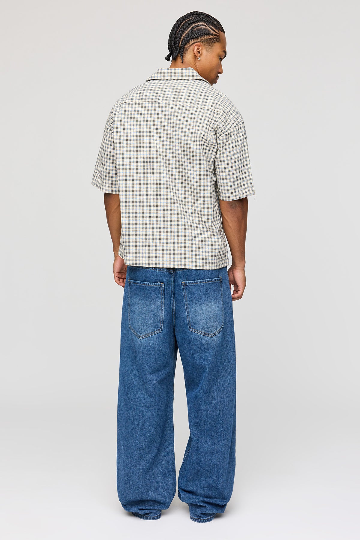 Alt View 3. Stretch Baggy Jean - Medium Denim Blue