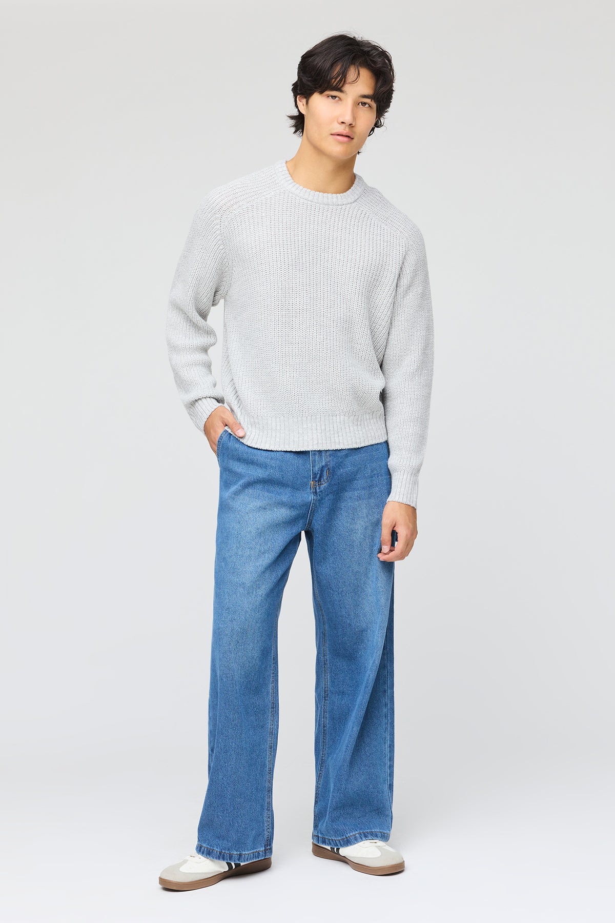 Alt View 2. Stretch Baggy Jean - Medium Blue