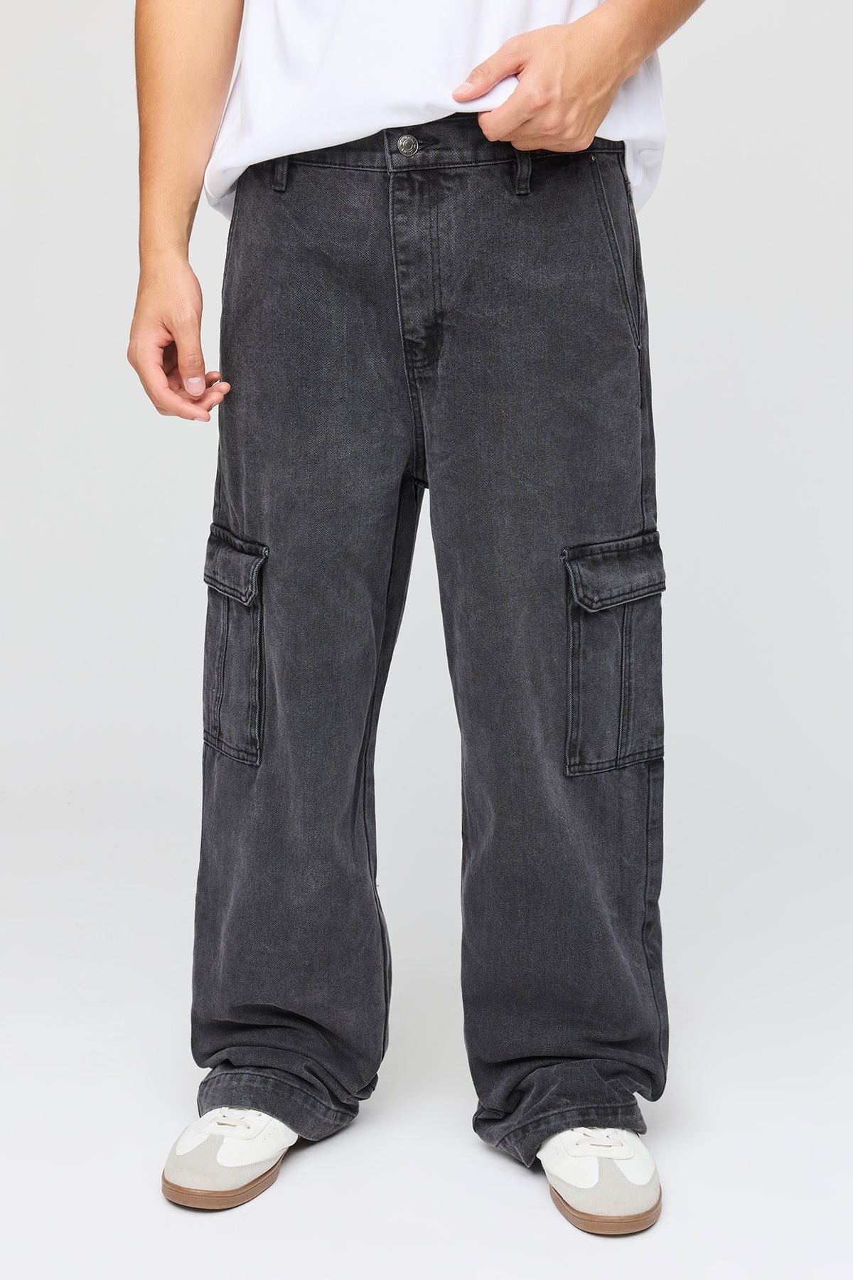 Stretch Baggy Cargo Jean - Black