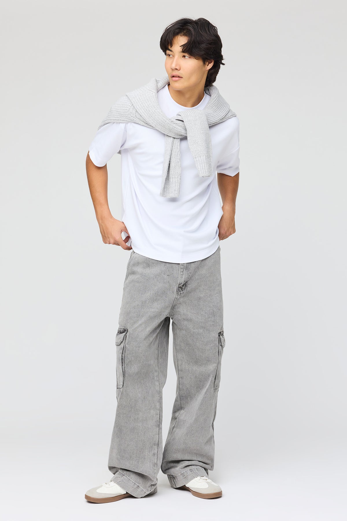 Alt View 3. Stretch Baggy Cargo Jean - Light Grey