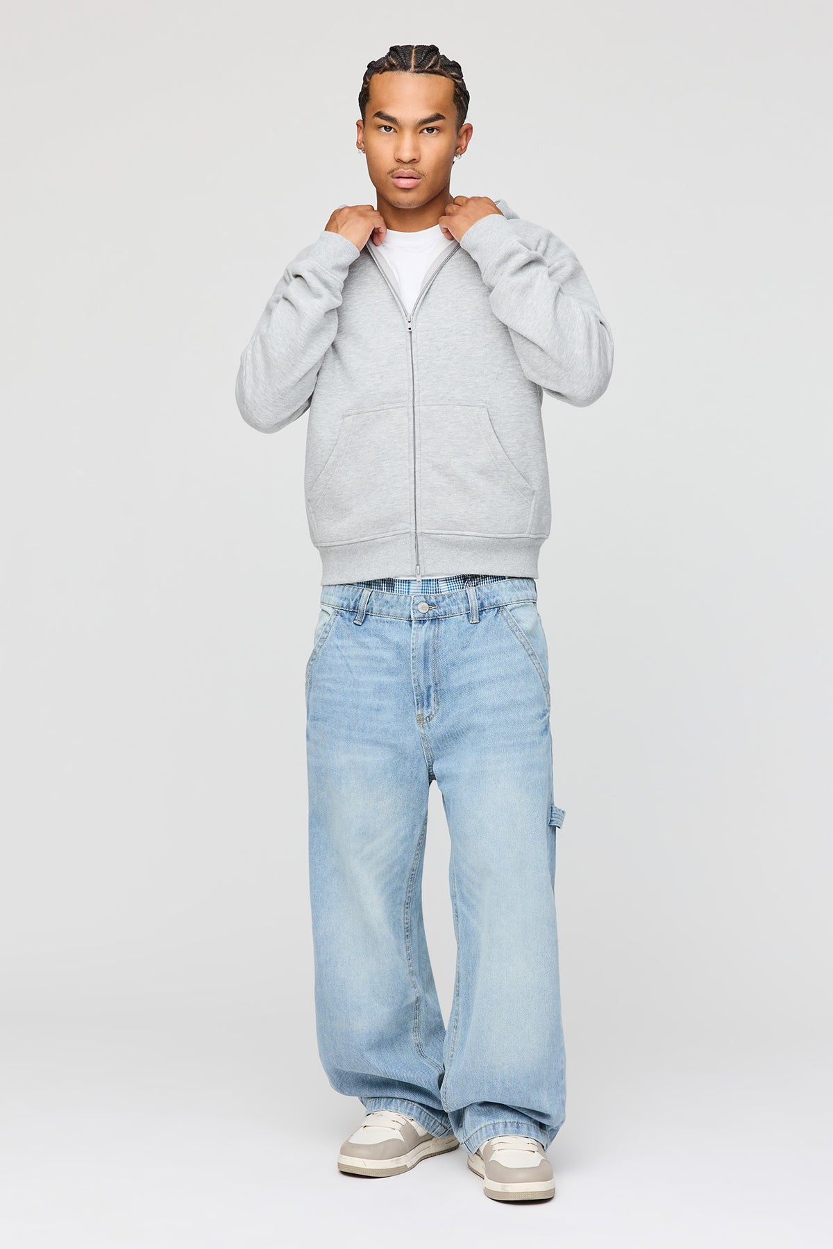 Alt View 2. Stretch Baggy Carpenter Jean - Light Denim Blue