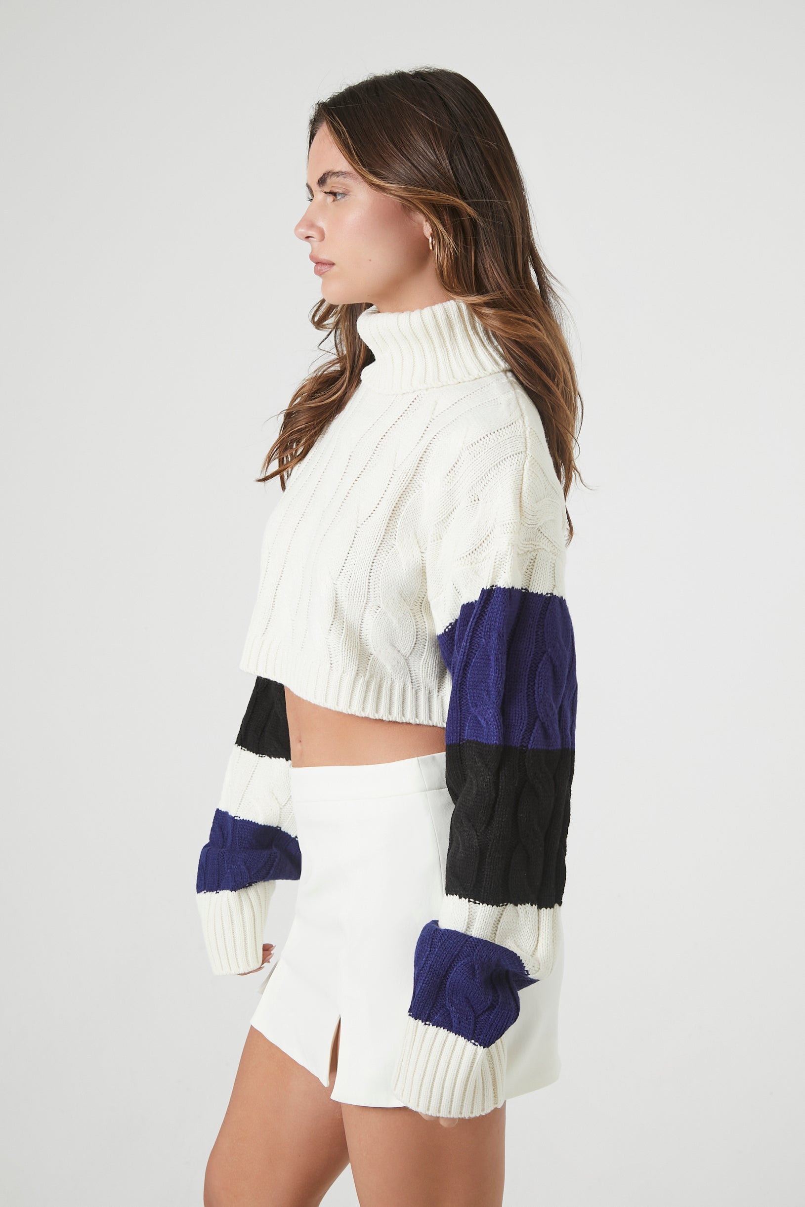 Cable Knit Colourblock Cropped Turtleneck Sweater