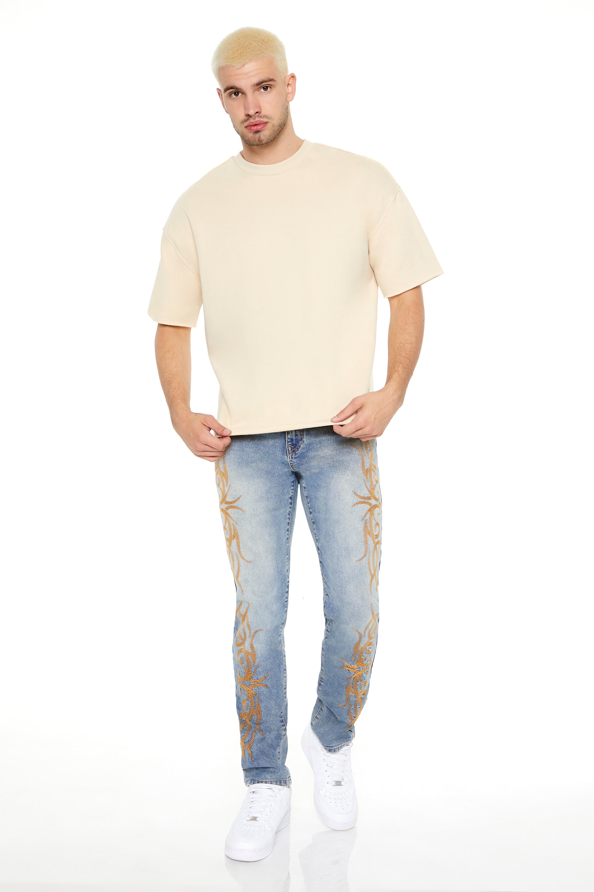 Embroidered Slim Jean